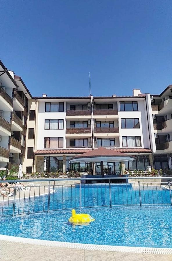 Victoria'S Apartments Nesebar Nessebar Exterior foto